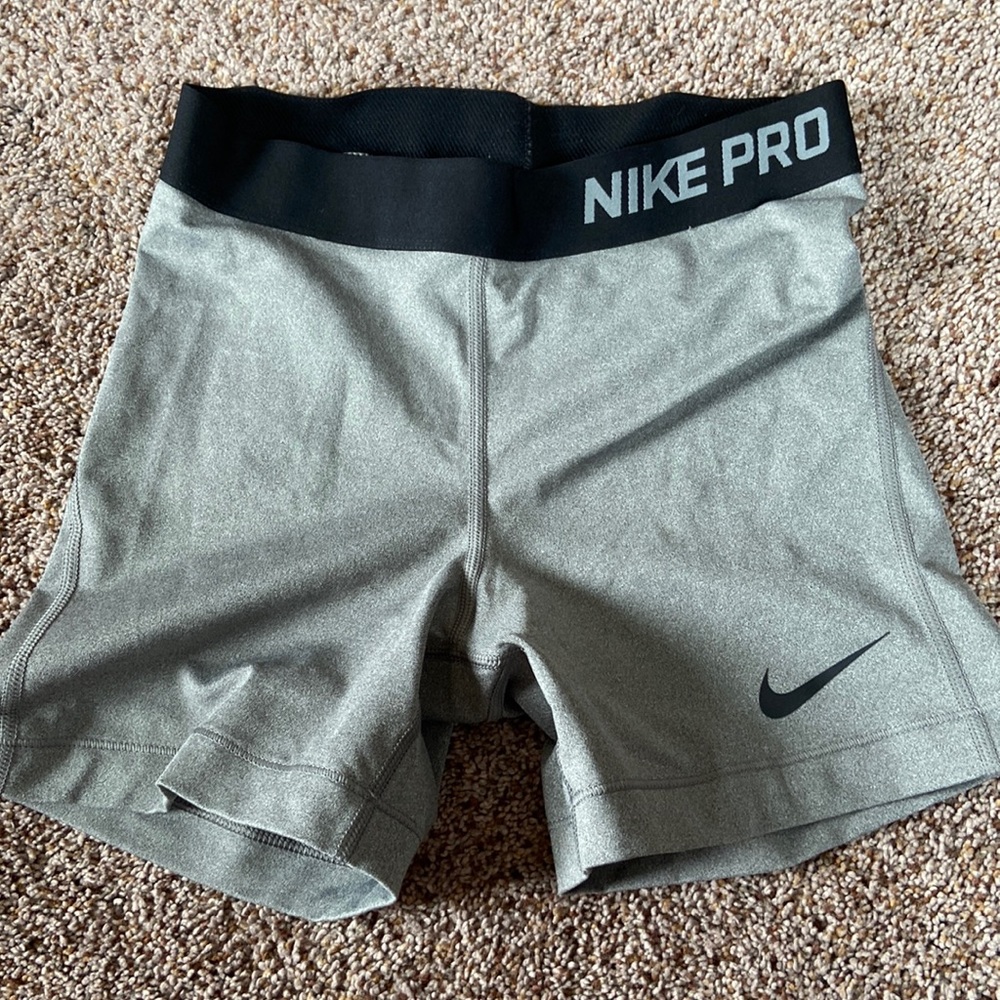 Nike pro biker shorts